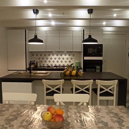 Miele Sweet House Exclusive Apartment Salerno Esterno foto